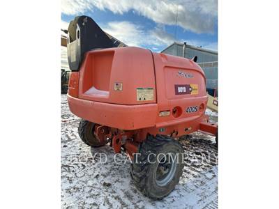 JLG 400S Boom Lift