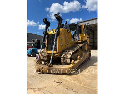 Caterpillar D8T Dozer