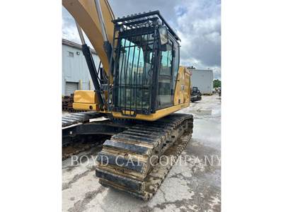 Caterpillar 320 Excavator