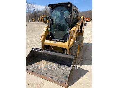 Caterpillar 226D Skid Steer