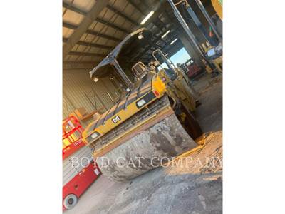 Caterpillar CB15 Smooth Drum Roller Compactor