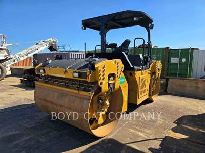 Caterpillar CB15 Smooth Drum Roller Compactor