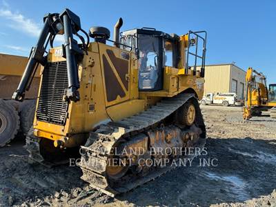 Caterpillar D8T Dozer