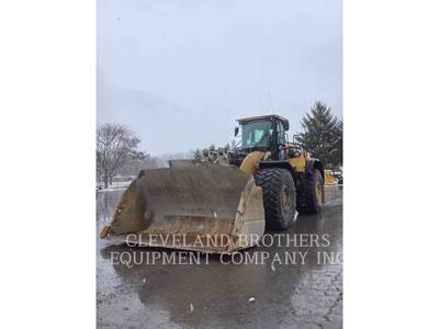 Caterpillar 982M Wheel Loader