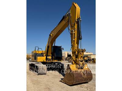 Caterpillar 330 Excavator