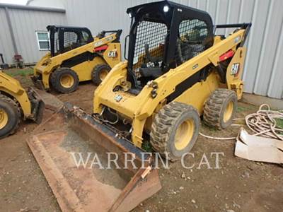 Caterpillar 272D3 Skid Steer