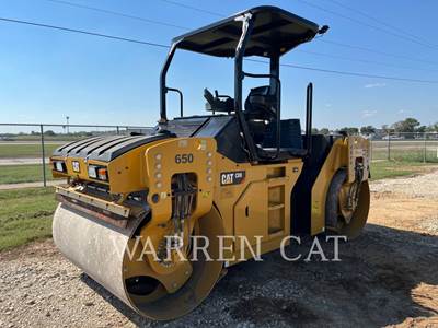 Caterpillar CB8 Smooth Drum Roller Compactor
