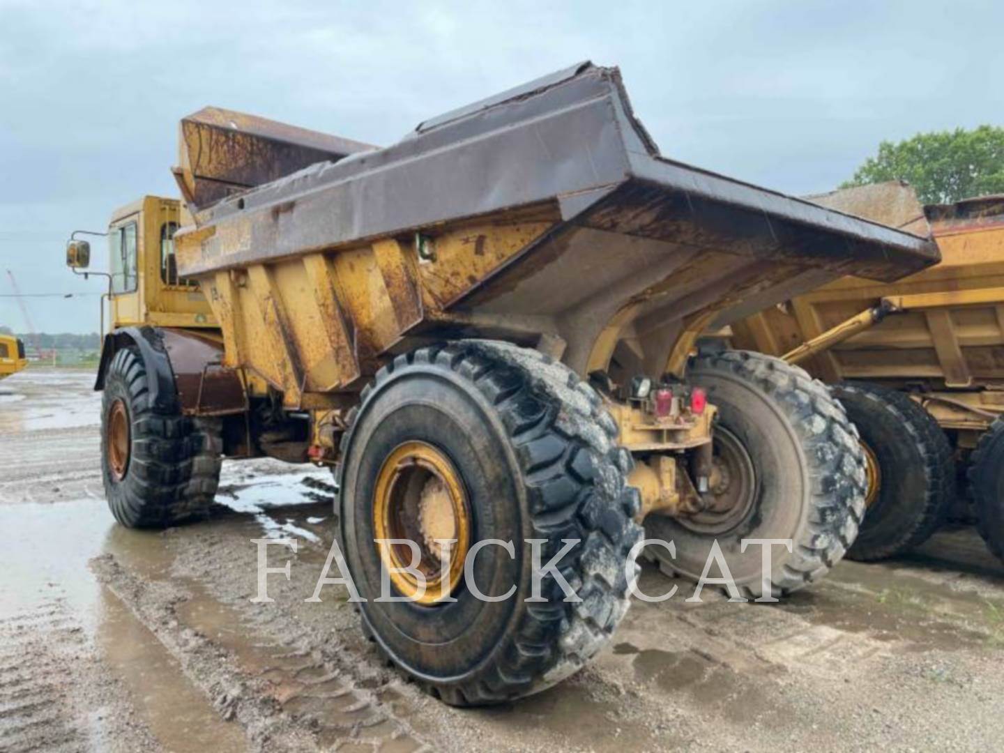 1991 Caterpillar D30D Articulated Truck For Sale, 20,000 Hours Green