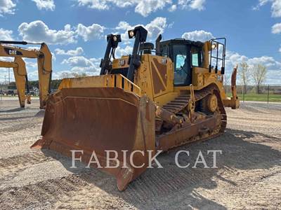 Caterpillar D8T Dozer