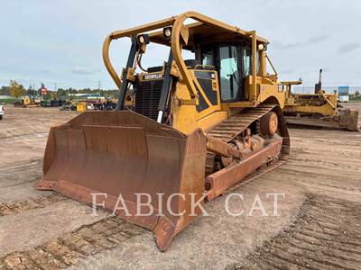 Caterpillar D8T Dozer