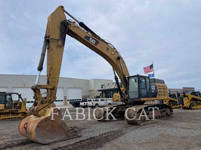 Caterpillar 352F Excavator