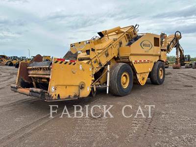 Weiler E2850 Remixing Transfer Vehicle