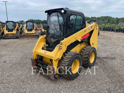 Caterpillar 236D3 Skid Steer