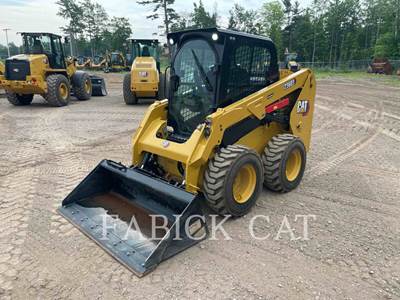 Caterpillar 236D3 Skid Steer