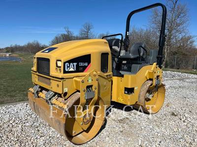 Caterpillar CB34B XW Smooth Drum Roller Compactor