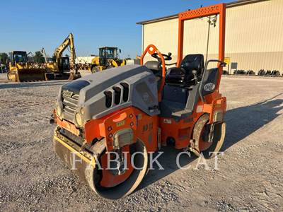 Hamm HD12 Smooth Drum Roller Compactor