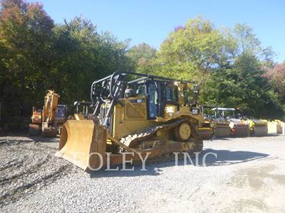 Caterpillar D6T Dozer