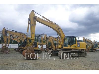 Komatsu PC390LC-10 Excavator
