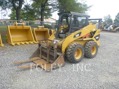 Caterpillar 242B3 Skid Steer