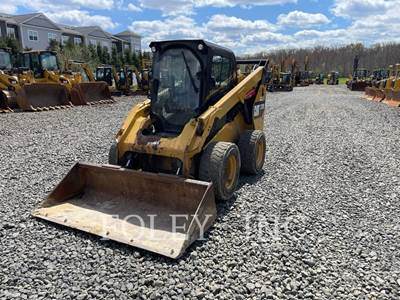 Caterpillar 272D Skid Steer