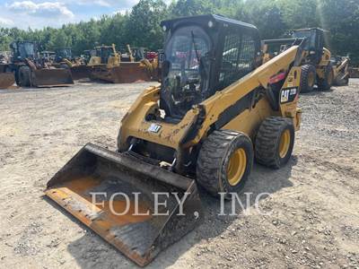 Caterpillar 272D2 Skid Steer
