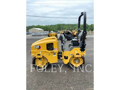 Caterpillar CB2.5-03 Smooth Drum Roller Compactor