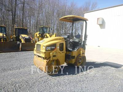 Caterpillar CB24B Tandem Vibratory Roller Compactor