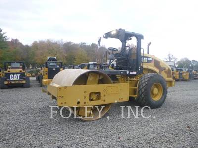 Caterpillar CS56B Smooth Drum Roller Compactor