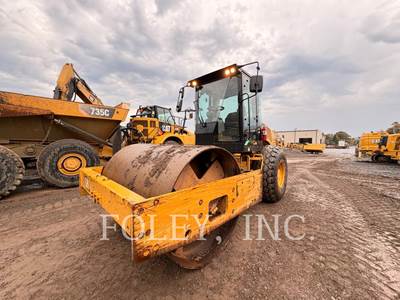 Caterpillar CS56B Smooth Drum Roller Compactor