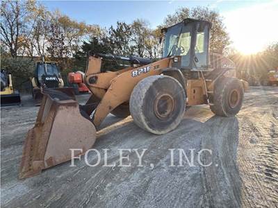 Case 821F Wheel Loader