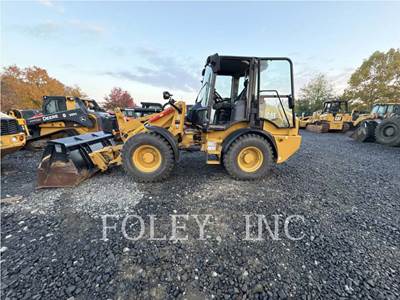 Caterpillar 908-14 Wheel Loader