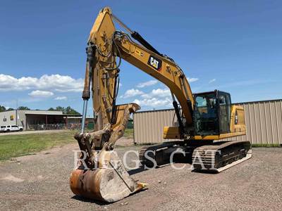 Caterpillar 323 Excavator