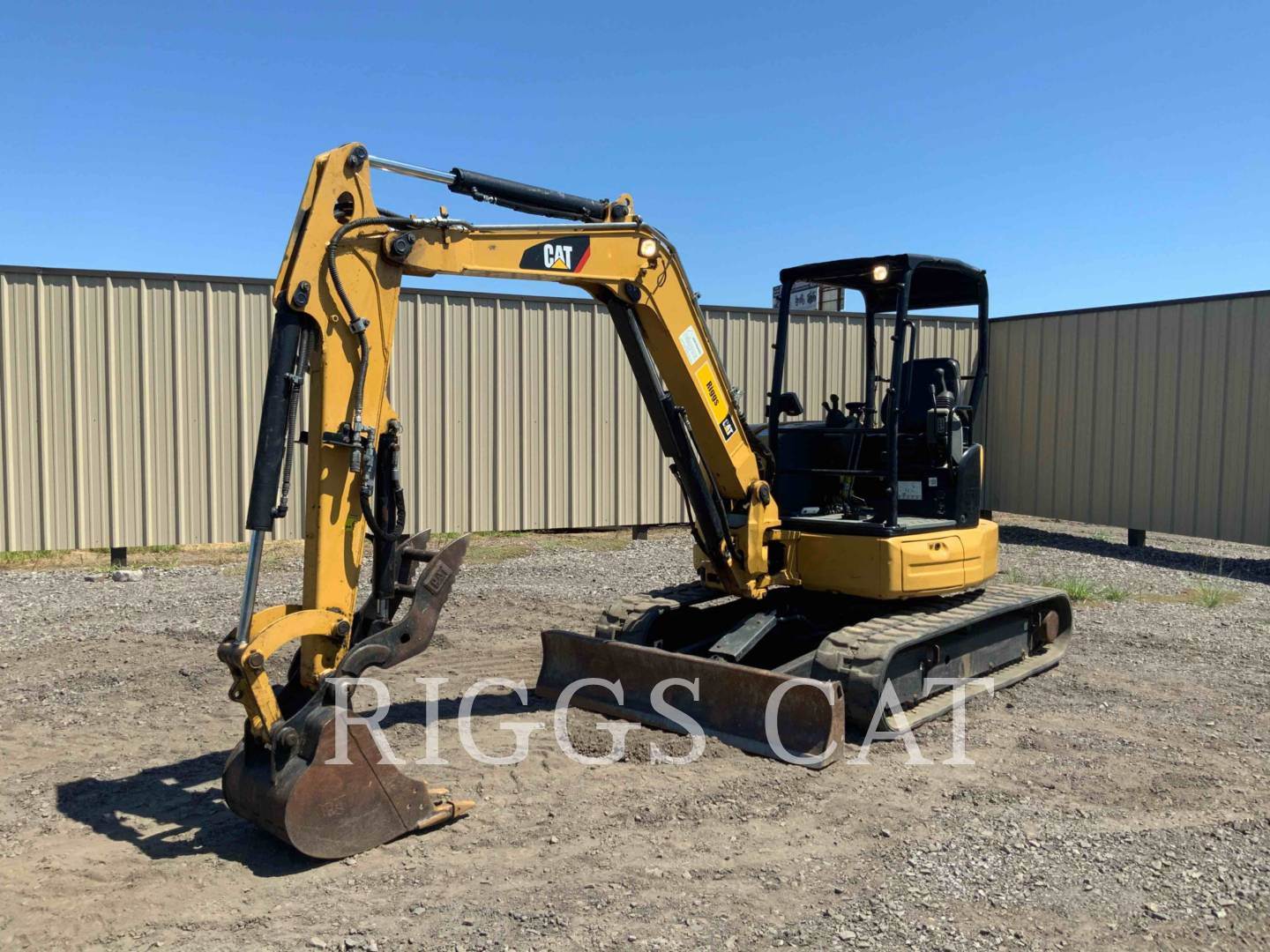 2016 Caterpillar 305E2 CR Mini Hydraulic Excavator For Sale, 1,976 ...