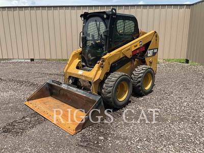 Caterpillar 236D Skid Steer