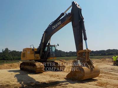 John Deere 450 D LC Excavator