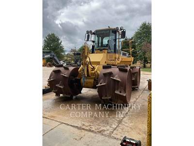 Caterpillar 816F Landfill Compactor