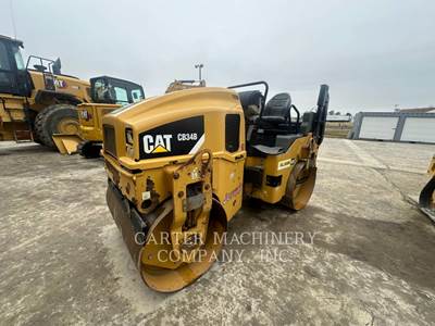 Caterpillar CB34B Smooth Drum Roller Compactor