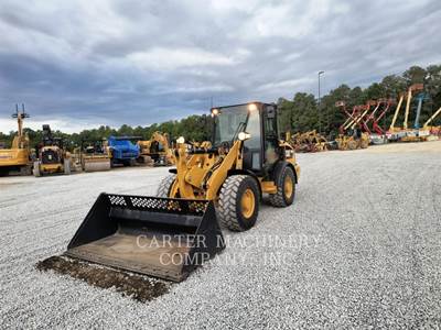 Caterpillar 906M Wheel Loader
