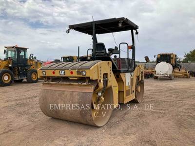 Caterpillar CB54B Tandem Vibratory Roller