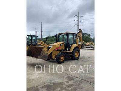 Caterpillar 420F2 ST Backhoe