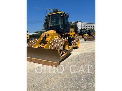 Caterpillar 815 Soil Compactor