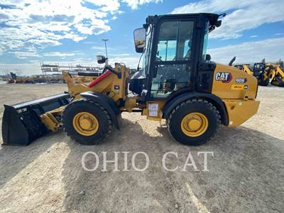 Caterpillar 906 14A Wheel Loader