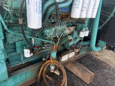 Cummins 900 KW Generator