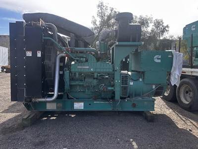 Cummins 900 KW Generator