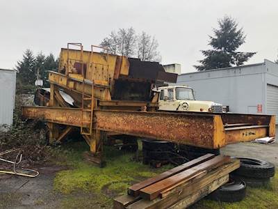 Cedarapids 5x12 Screening Plant