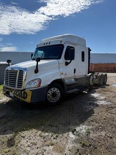 Freightliner Cascadia 113 Tri Axle Sleeper Semi Truck - 48" Mid Roof Sleeper, Detroit 475HP, 10 Speed Manual