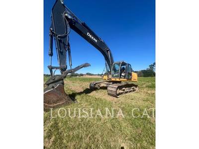 John Deere 300 Excavator