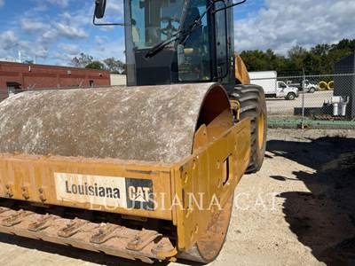 Caterpillar CS56B Smooth Drum Roller Compactor