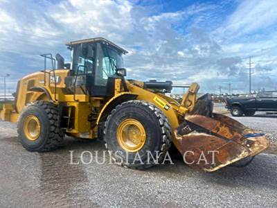 Caterpillar 966M Wheel Loader