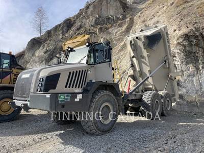 RA30 Articulated Truck